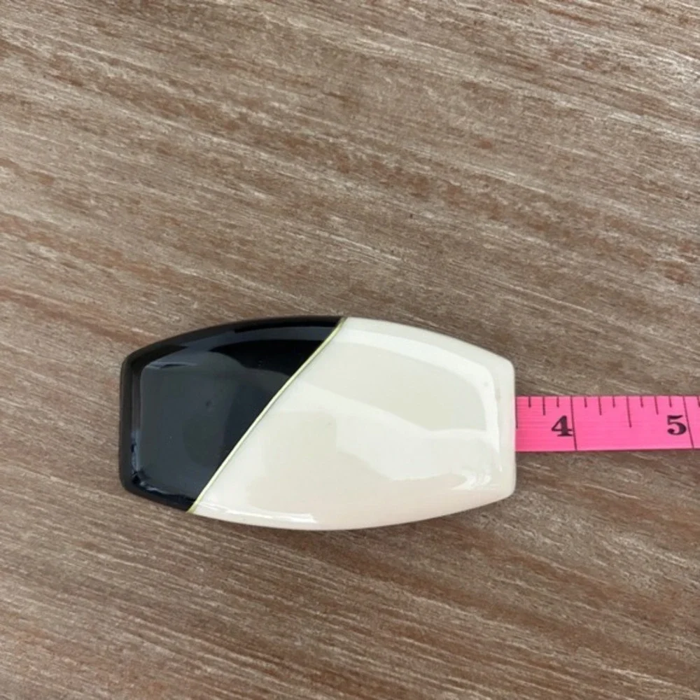 Vintage Hair Clip Black‎ Gold Ivory Colorblock Minimalist Quiet Luxury Barrette